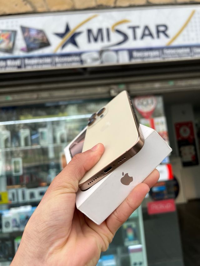 iPhone 16 Pro Max 256GB Dorado