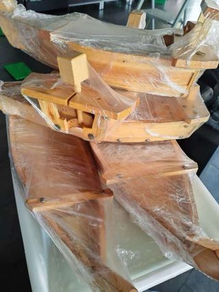 Cuchillos de cocina y variedad de platos