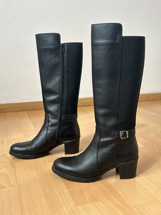 Botas altas de piel con tacón