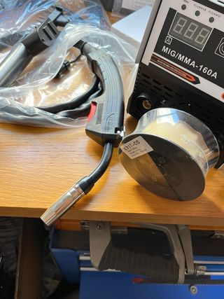 Soldadora MIG/MMA-160A Inverter