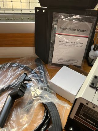 Soldadora MIG/MMA-160A Inverter