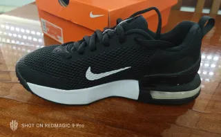Zapatillas Nike Air Max Negras y Blancas