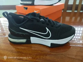 Zapatillas Nike Air Max Negras y Blancas