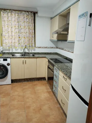 Alquiler de habitación para CHICA en Gandía.