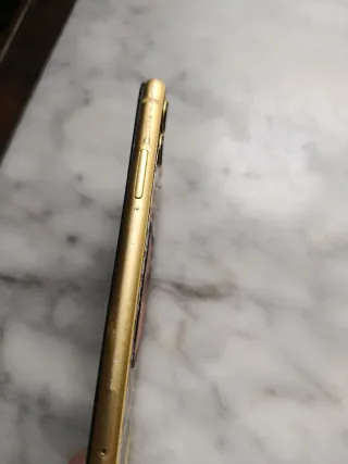 (piezas) iPhone 11 Apple Dorado