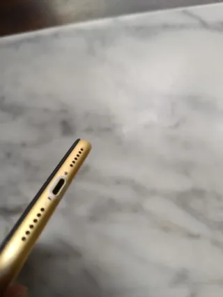 (piezas) iPhone 11 Apple Dorado