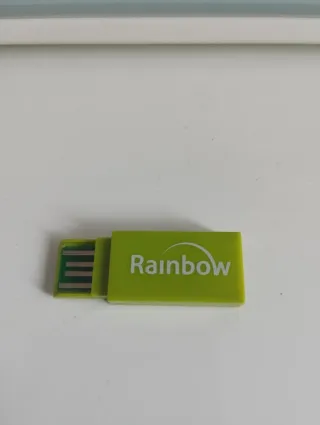 Teclado inalámbrico Rainbow y alfombrilla de ratón