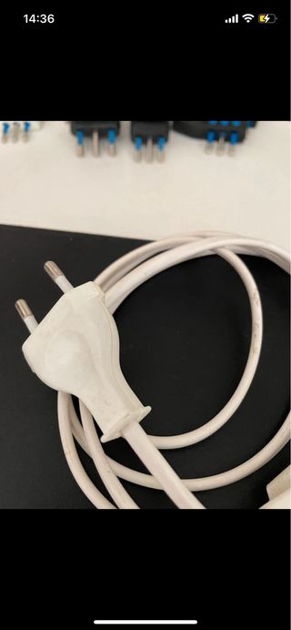 Cavo con interruttore e spina