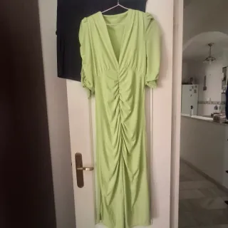 Vestido verde lima drapeado