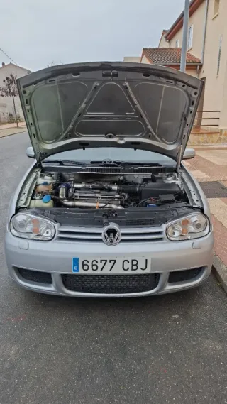 Volkswagen Golf 2003