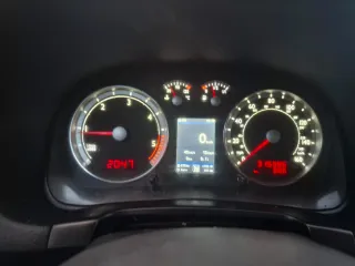 Volkswagen Golf 2003