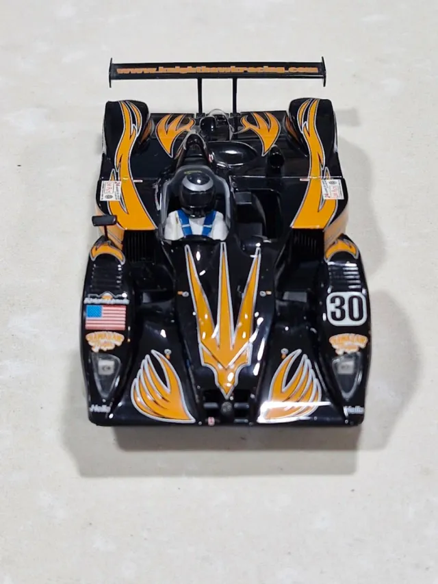 Scalextric MG lola superslot