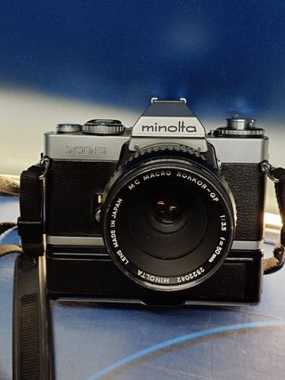 cámara analógica MINOLTA XD-5 objetivo MC ROKKOR 1:3,5/50mm, en perfecto estado