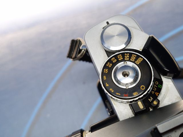 cámara analógica MINOLTA XD-5 objetivo MC ROKKOR 1:3,5/50mm, en perfecto estado