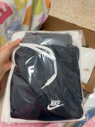 Pack 4 Conjuntos Nike Verano Blanco y Dorado