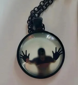 Collana emo dark punk gotico uomo in trappola