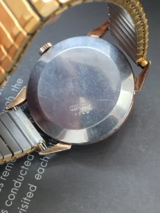 Reloj Belora Dorado y Blanco