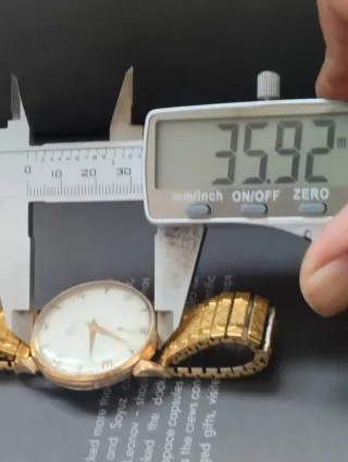 Reloj Belora Dorado y Blanco