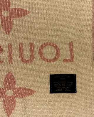 Bufanda Louis Vuitton Rosa y Blanca