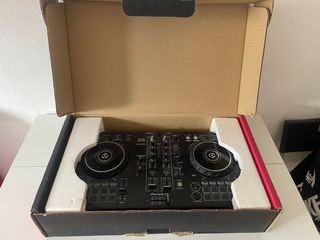Pioneer DDJ-400 DJ Controller