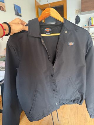 Cazadora Dickies Negra