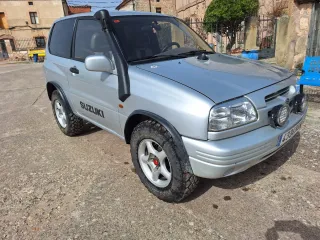 Suzuki Grand Vitara 2000