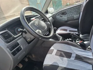 Suzuki Grand Vitara 2000