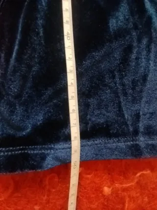 Camiseta Bershka terciopelo azul Talla S