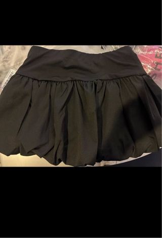 Falda globo negra