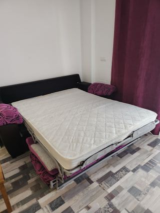 Sofá Cama Tela Morado y Negro