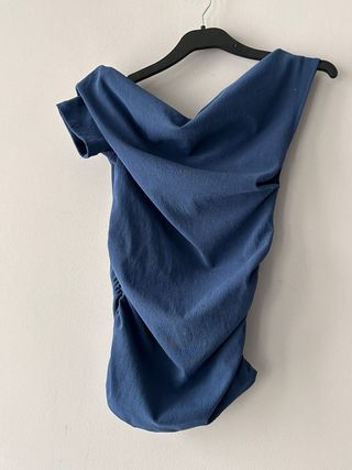 Top Zara azul drapeado