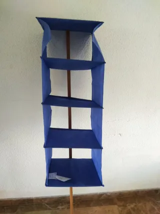 Estantería colgante Ikea azul