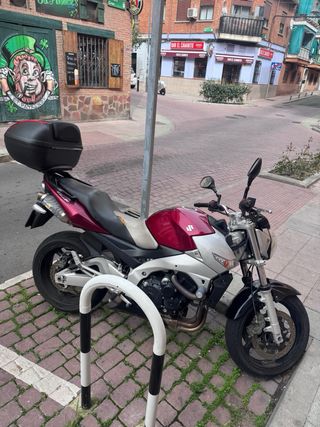 Suzuki GSR 600 2007 - 32.000 km