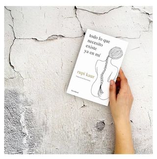 Libro “todo lo que necesito existe ya en mí”