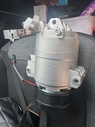 Compresor A/C Nissan NV200 City Express