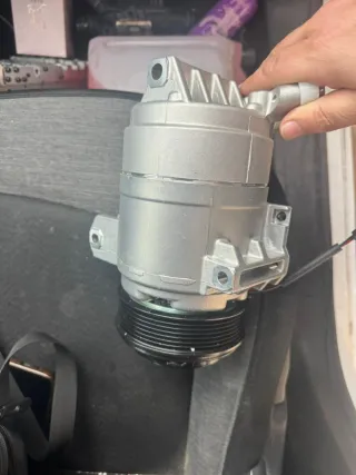 Compresor A/C Nissan NV200 City Express