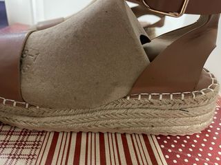 Sandalias cuña marrón T39