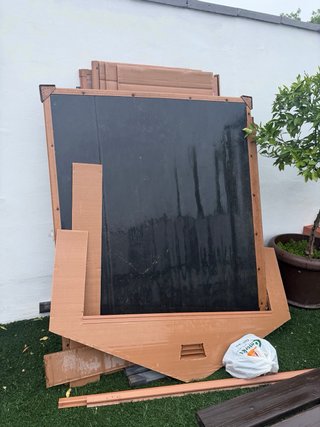 Caseta de resina de jardín Keter. Ultimo precio.
