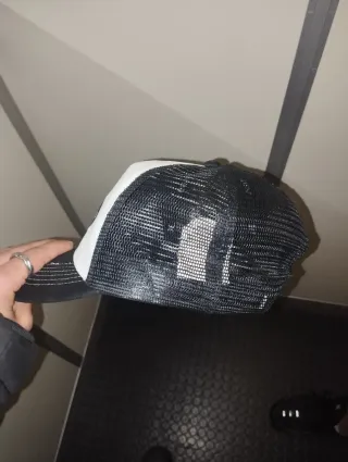 Gorra Snipes Negra y Blanca