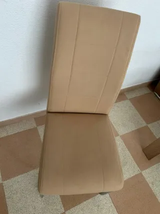 Mesa cristal y 4 sillas comedor