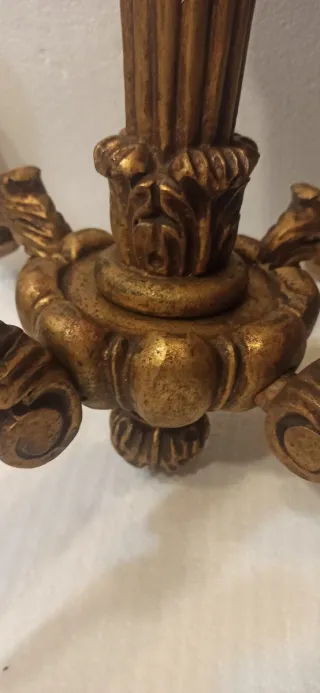 Lampadario in legno dorato