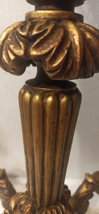 Lampadario in legno dorato