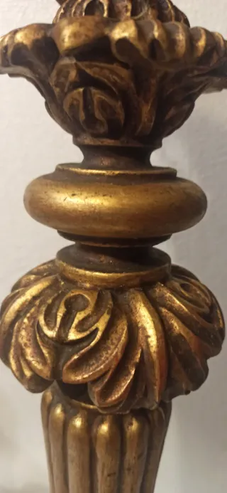 Lampadario in legno dorato