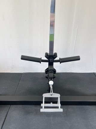 Rack de fuerza con polea alta y baja