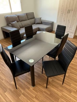 Mesa Comedor Negra + 6 Sillas ULTIMAS UNIDADES