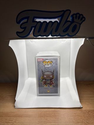 Funko Pop Marvel Zombies 787 Zombie Thor