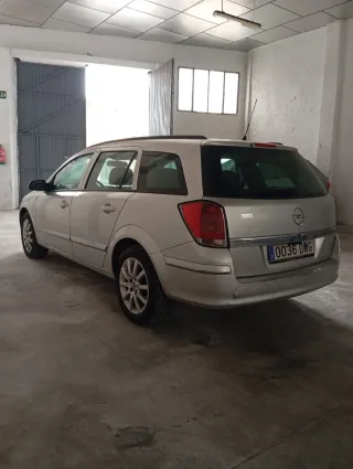 Opel Astra 2006
