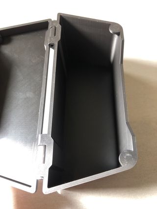 Caja Cofre Almacenamiento Zontes 368G