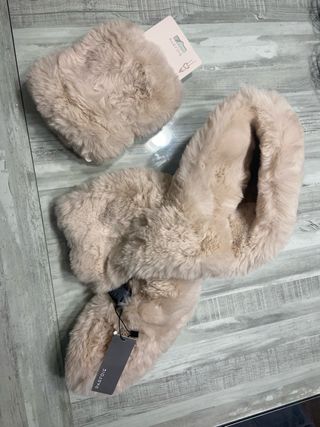 Bufanda y puños de pelo sintético Parfois