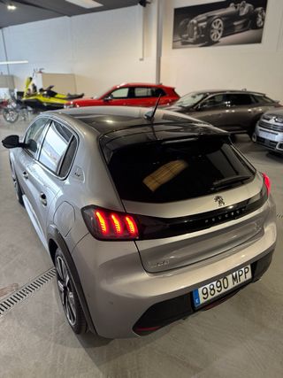 Peugeot 208 GT  REESTRENO 10.000KMS FULL EXTRAS